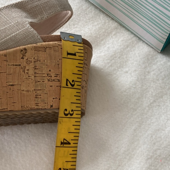 CALI, FROM SKETCHERS, size 9M, wedge sandals - Picture 7 of 12